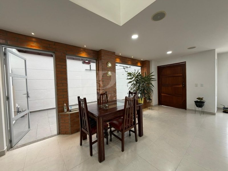 Casa - LA CEJA