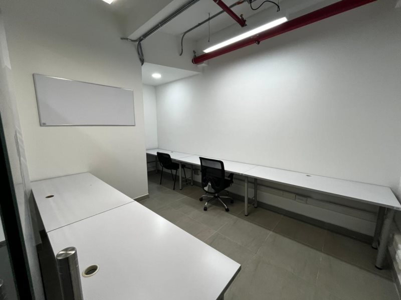 Oficina-Local - Medellín