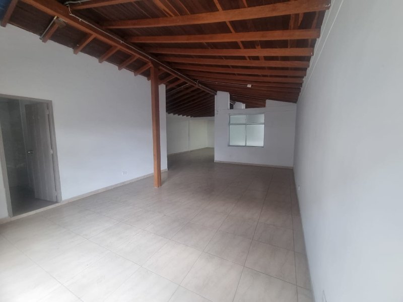 Local - Envigado