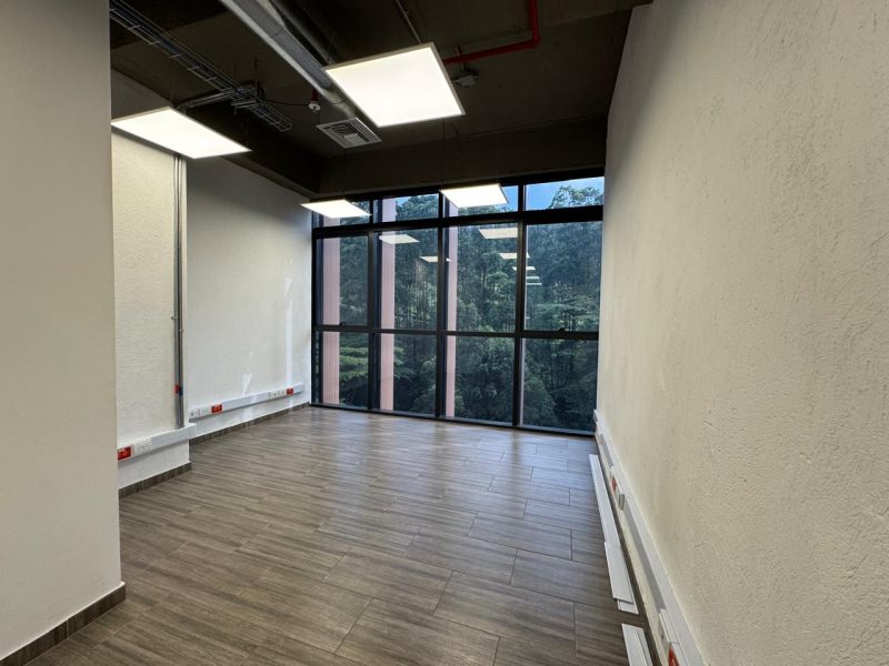 Oficina-Local - Medellín